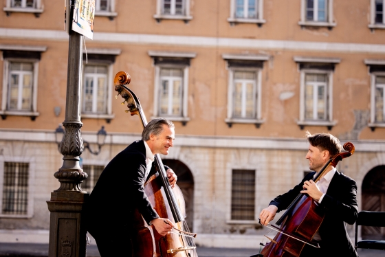 Bassist und Cellist am Canal Grande
