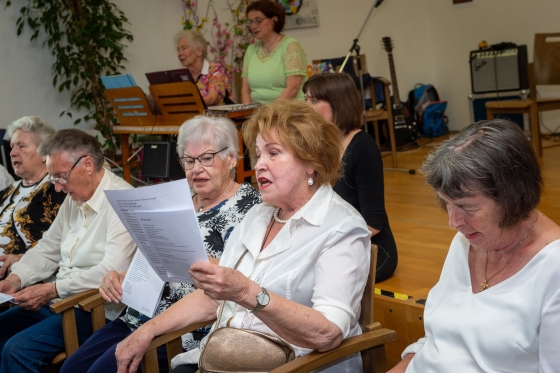 Unsere Senior:innen beim Singen