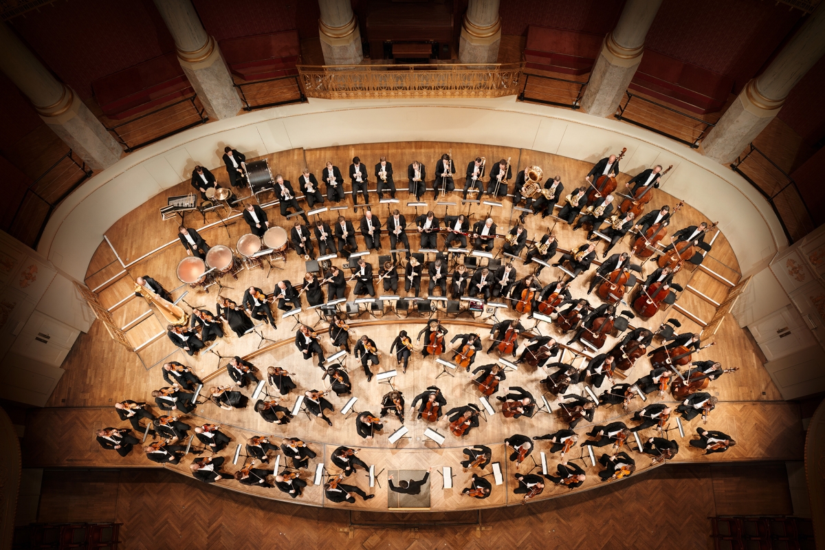Orchester von oben im Konzerthaus