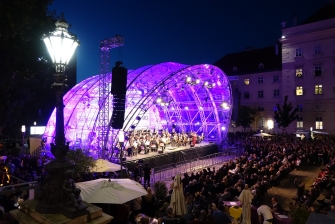 Open-Air-Bühne im Museumsquartier