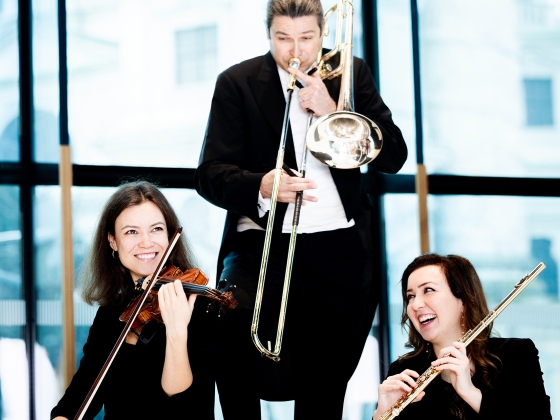 Drei Musiker:innen im Wien Museum